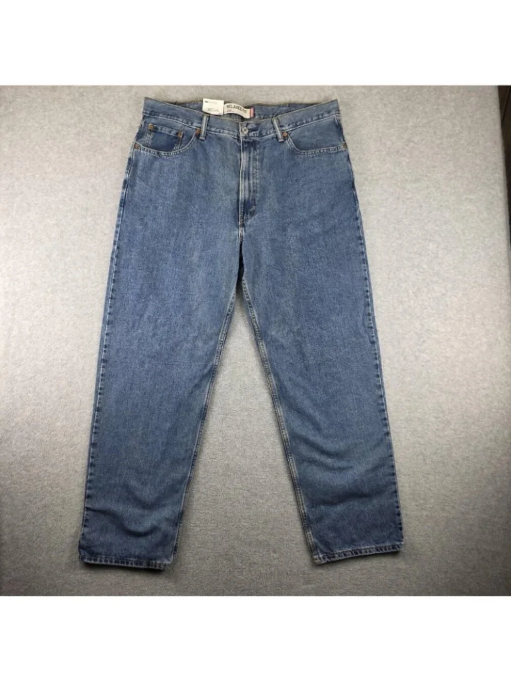 Levi's 550 Relaxed Fit Jeans Mens 40x32 Blue Light Wash Tapered Denim NWT